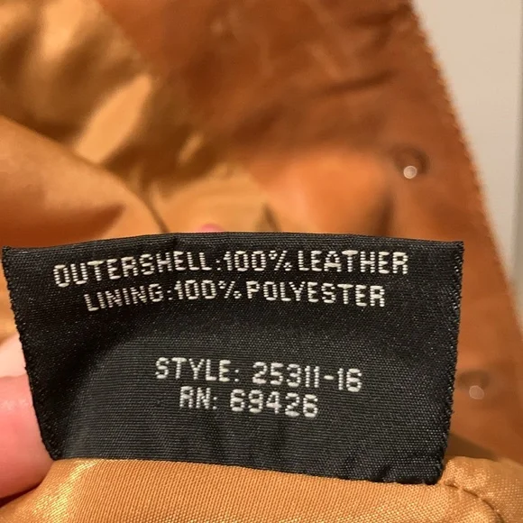Wilson’s vintage y/2k leather Bell sleeve belted jacket
